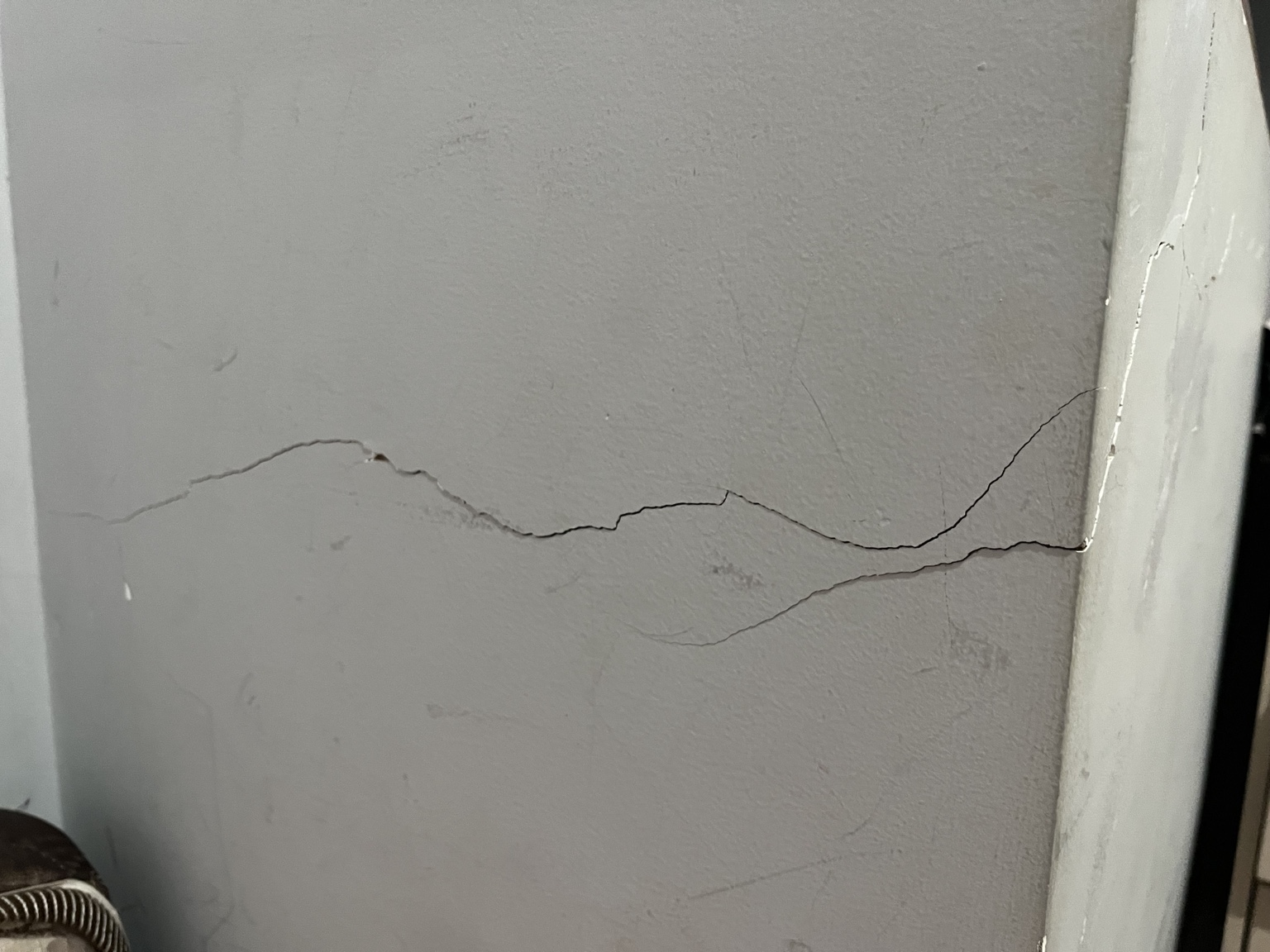 Fissuras em parede